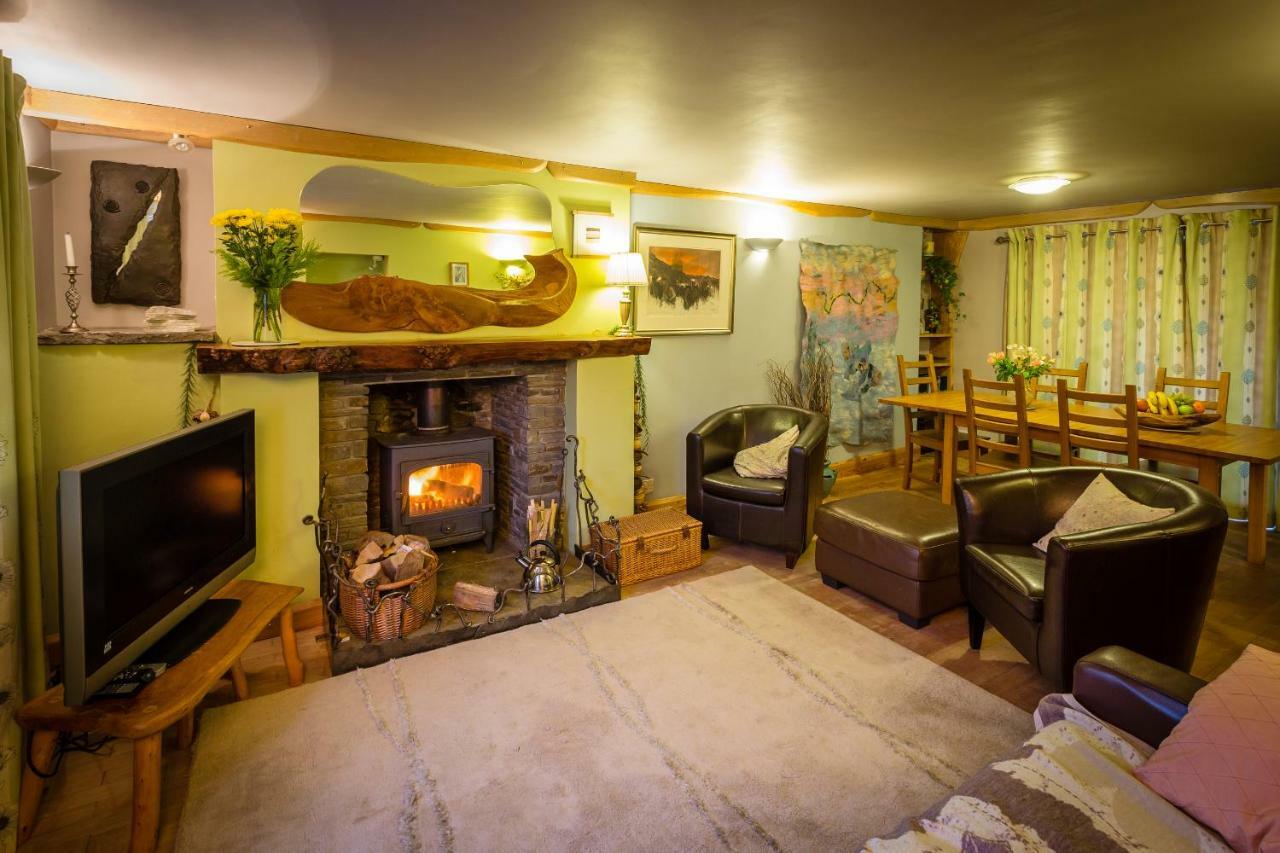 1 Tan Yr Eglwys Barn Cottage Pontardawe Dış mekan fotoğraf